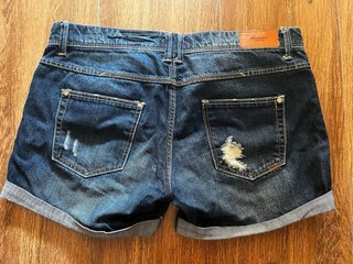 Pantalones vaqueros Stradivarius.