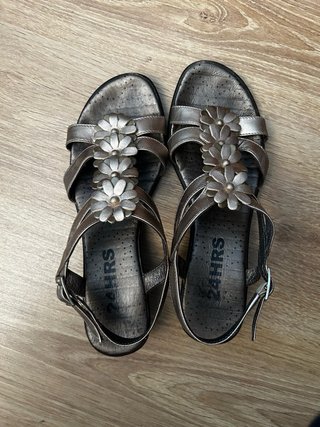 Sandalias cuña cómodas 24HRS