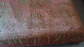 Copriletto vintage raso rosa e oro