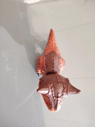 Dinosaurio de juguete con sonido