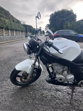 Daelim Roadwin 125 FI Blanca