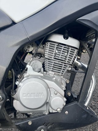 Daelim Roadwin 125 FI Blanca