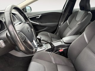Volvo V40 2017