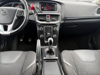 Volvo V40 2017