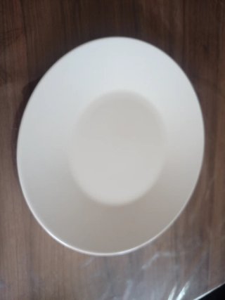 Juego de 8 Platos Cuadrados y  8 Redondos