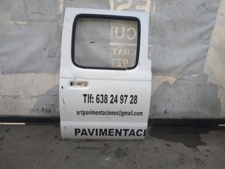 PUERTA TRASERA DERECHA NISSAN PICK-UP (D22) Cabin