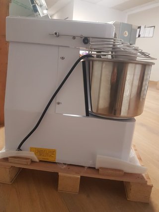 AMASADORA 10 LT EXTREME PARA 8KG DE MASA TOTAL