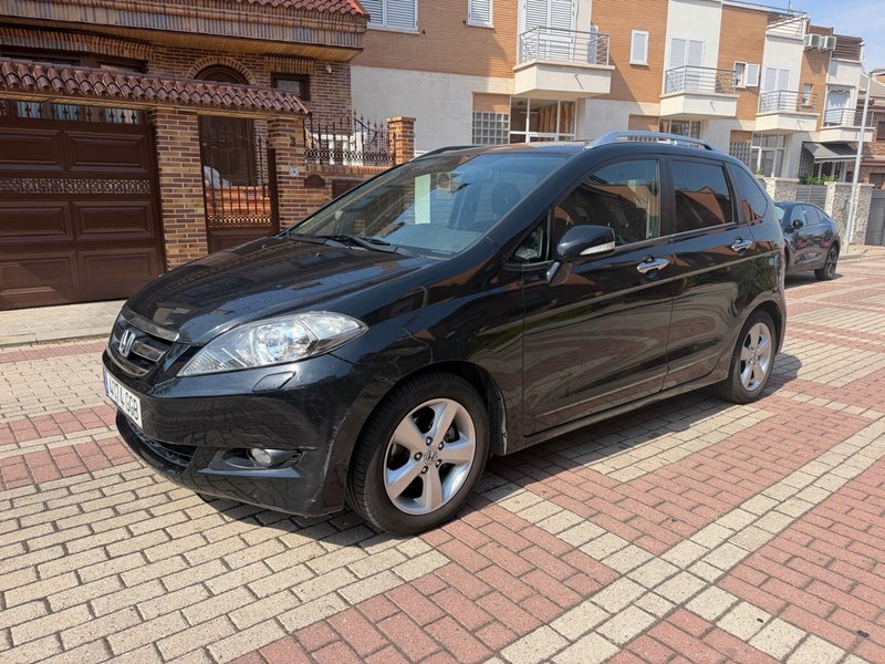 Honda FR-V 2008 - foto 1