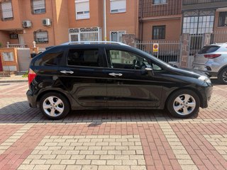 Honda FR-V 2008