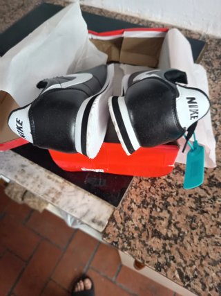 Nike Cortez Negras Talla 43 Nuevas