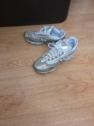 Zapatillas New Balance 1000 Talla 43