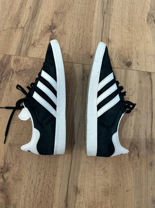 Adidas Gazelle Negras