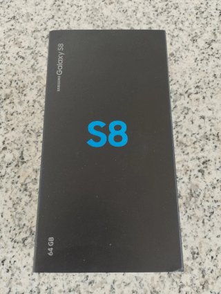 Caja Samsung Galaxy S8 + Adaptadores