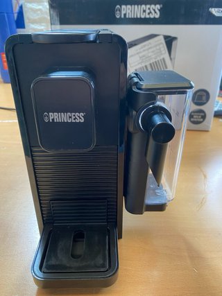Cafetera Princess Capsule and Latte Pro
