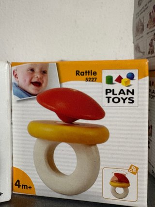 Sonajero de madera Plan Toys NUEVO