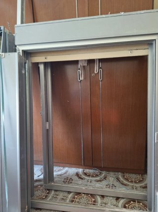 Ventanas de aluminio y puertas de varias medidas