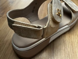 Sandalias Zapshop doradas