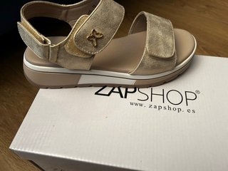 Sandalias Zapshop doradas