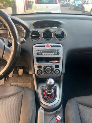 Peugeot  308 2009