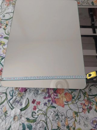Mueble espejo plateado para baño