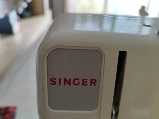 Máquina de coser Singer Mod 9836 C