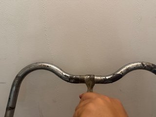 Manillar de bicicleta plateado