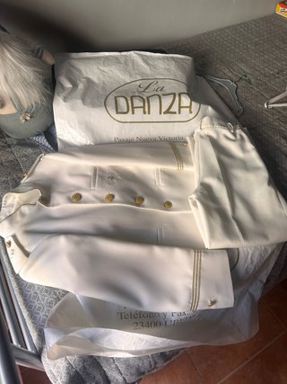 Traje de Comunión La Danza Blanco y Dorado