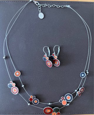 Conjunto collar y pendientes círculos multicolor