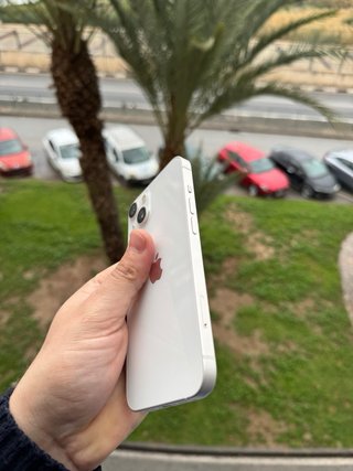 iPhone 14 256GB - 100% Batería