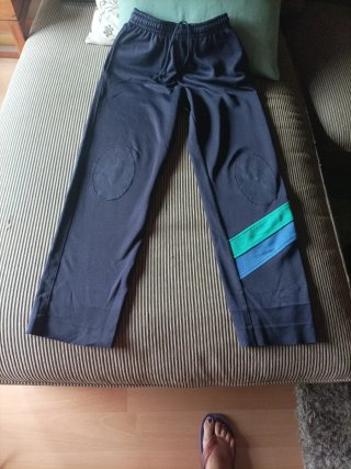 Pantalón deportivo Pureza de María