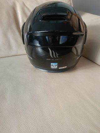 Casco de moto negro
