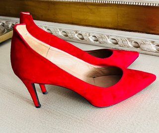 Tacones Ezzio Rojos