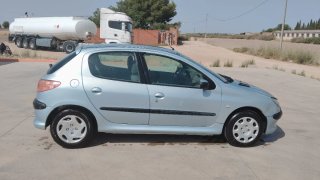 Peugeot 206 Plata 5 Puertas