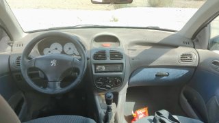 Peugeot 206 Plata 5 Puertas