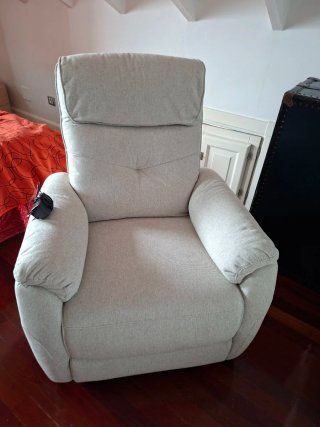 Sillón beige El Corte Inglés nuevo
