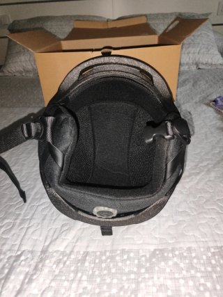 Casco de esquí negro