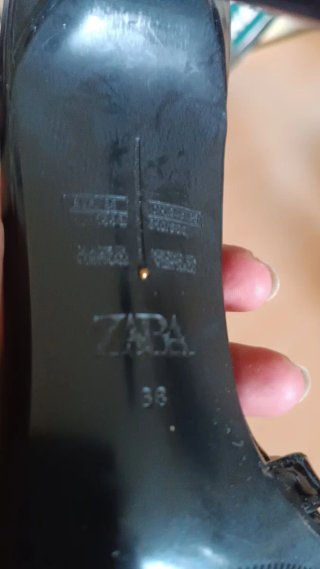 Sandalias de tacón Zara negras