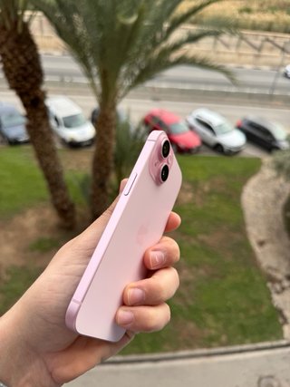 iPhone 15 256GB - 93% Batería