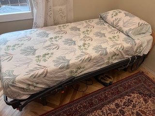 Cama geriátrica motorizada