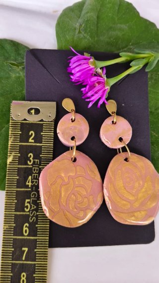 Pendientes arcilla polimérica oro rosa