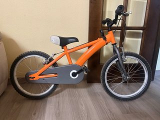 Bicicleta infantil naranja