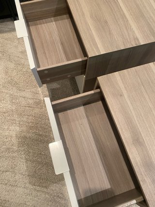 2 mesitas de noche Ikea madera y blanco