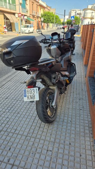 Honda X-ADV 750cc Gris