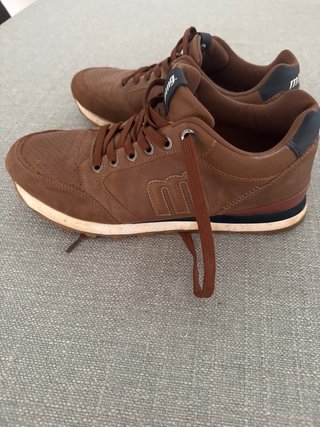 Deportivas MTNG Marrones Talla 41