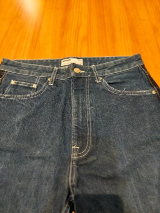 Pantalón vaquero Bershka dos tonos T.38