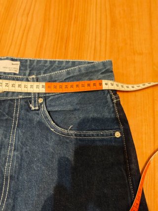 Pantalón vaquero Bershka dos tonos T.38
