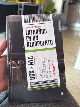 Extraños en un aeropuerto