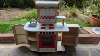 Cocina infantil Hape de madera