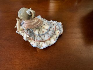 Figura Lladró Niña Bailarina