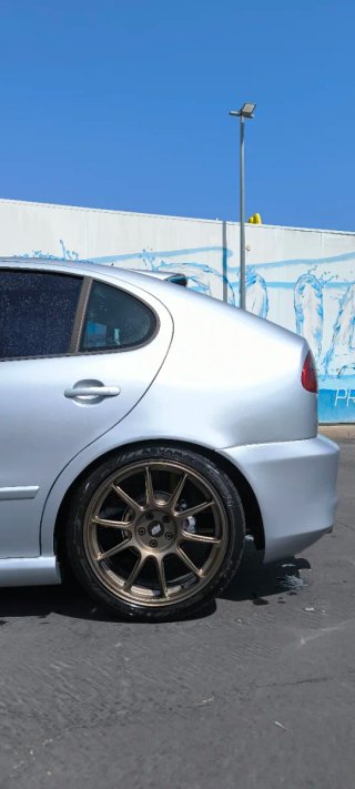Llantas Racing Division VR5 18 5x100